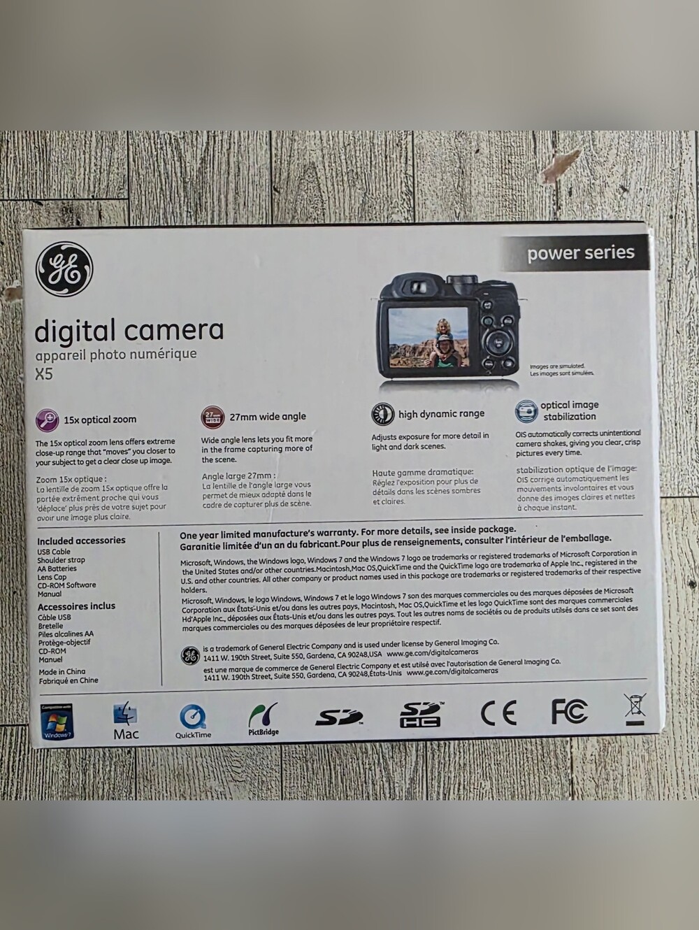 GE- Digital Camera with 15x Optical Zoom - Picture 16 of 16